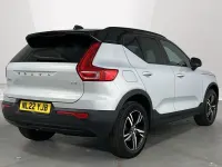 Used Volvo XC40 R-Design 161 HP (118 kW) 2022 Silver SUV