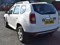 Used Dacia Duster Lauréate 110 HP (80 kW) 2013 White SUV