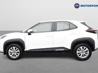 Used Toyota Yaris Hybrid 2023 White Hatchback