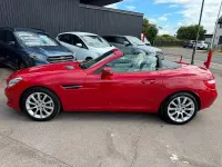 Used Mercedes SLK200 184 HP (135 kW) 2011 Red Cabriolet