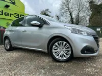 Used Peugeot 208 Allure 110 HP (80 kW) 2017 Silver Hatchback