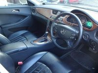 Begagnad Mercedes CLS320 2007 Sedan