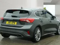 Usado Ford Focus Vignale 150 HP (110 kW) 2018 Cinzento Citadino
