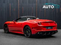 Used Ferrari California 2018 Red Cabriolet