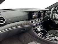 Begagnad Mercedes E220 AMG line 191 HK (140 kW) 2018 Silver Kombi