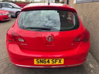 Używany Vauxhall Astra Excite 115 KM (84 kW) 2014 Czerwony Hatchback