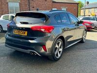 Używany Ford Focus Active 120 KM (88 kW) 2020 Szary Hatchback