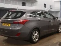 Usado Hyundai i30 Style 128 HP (94 kW) 2013 Cinzento Carrinha