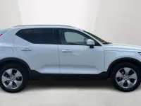 Used Volvo XC40 Momentum 154 HP (113 kW) 2018 White SUV