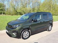 Gebraucht Peugeot Rifter Allure 2024 Grün Van / Kleinbus