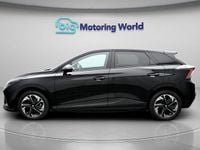 Begagnad MG MG4 EV Trophy 150 kW (204 HK) 2023 Svart Halvkombi