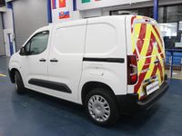 Used Peugeot Partner 100 HP (73 kW) 2020 White MPV