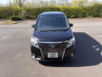 Begagnad Toyota Noah 2025 Svart Minibuss
