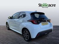 Used Toyota Yaris Hybrid Design 113 HP (83 kW) 2023 White Hatchback