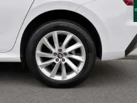 Used Skoda Kamiq SE 94 HP (69 kW) 2025 Moon white metallic SUV