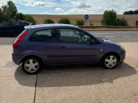 Used Ford Fiesta Zetec 80 HP (58 kW) 2006 Blue Hatchback
