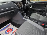 Used VW T-Roc R-line 150 HP (110 kW) 2018 Yellow SUV