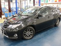 used Toyota Auris Hybrid 