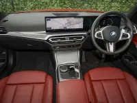 Używany BMW 330e M Sport 292 KM (214 kW) 2024 Czerwony Kombi