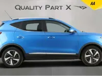 Käytetty MG ZS Trophy 114 kW (156 HP) 2022 Sininen Katumaasturi