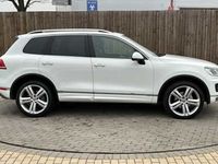 used VW Touareg 3.0 V6 TDI BMT 262 R-Line Plus 5dr Tip Auto