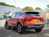 Used Nissan Qashqai N-Connecta 158 HP (116 kW) 2023 Red SUV