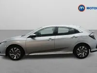 Gebraucht Honda Civic SE 129 PS (94 kW) 2018 Silber Kleinwagen