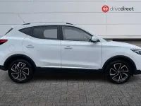 Usado MG ZS Exclusive 106 HP (77 kW) 2024 Branco SUV