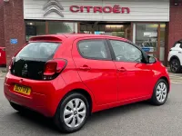 Używany Citroën C1 Feel 81 KM (59 kW) 2017 Czerwony Hatchback