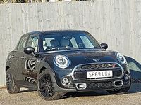 Usado Mini Cooper S Exclusive 192 HP (141 kW) 2019 Preto Citadino