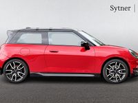 Used Mini Cooper Hatch 133 kW (181 HP) 2024 Red Hatchback
