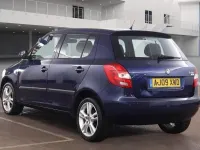 Używany Skoda Fabia 86 KM (63 kW) 2009 Niebieski Hatchback