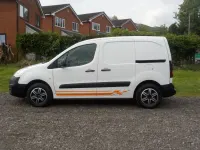 Usado Citroën Berlingo 100 HP (73 kW) 2017 Branco Monovolume