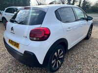 Used Citroën C3 Flair 83 HP (61 kW) 2019 White Hatchback