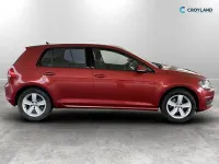 Begagnad VW Golf VII Edition 125 HK (91 kW) 2016 Röd Halvkombi