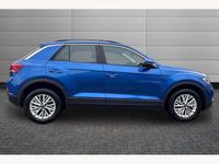 Used VW T-Roc Life 110 HP (80 kW) 2023 Blue SUV