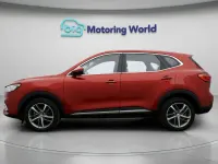Used MG HS Excite 162 HP (119 kW) 2023 Red SUV