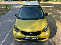 Used Smart ForFour Passion 71 HP (52 kW) 2016 Yellow Hatchback