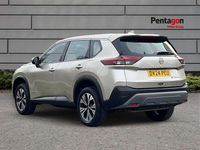 Usado Nissan X-Trail Acenta Premium 213 CV (156 kW) 2024 Plateado SUV