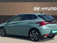 Used Hyundai i20 Premium 101 HP (74 kW) 2023 Green Hatchback