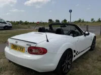 Used Mazda MX5 Inclusive 160 HP (117 kW) 2011 Multicoloured Cabriolet