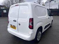 Used Vauxhall Combo Sportive 100 HP (73 kW) 2020 White Van