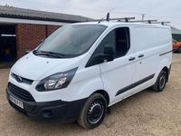 Used Ford Transit Custom 100 HP (73 kW) 2015 White Van