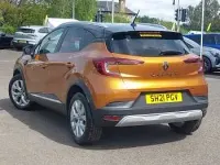 Used Renault Captur Iconic 91 HP (66 kW) 2021 Orange SUV