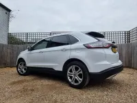 Usado Ford Edge Titanium 180 HP (132 kW) 2017 Branco SUV