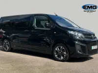 Second-hand Vauxhall Vivaro Ultimate 100 kW (136 CP) 2023 Negru Monovolum