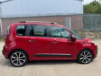 Used Citroën C3 Picasso SELECTION 90 HP (66 kW) 2015 Red MPV