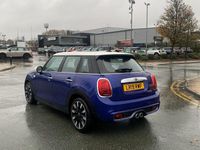 Used Mini Cooper S Exclusive 189 HP (139 kW) 2019 Blue Hatchback