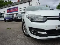 Used Renault Mégane Dynamique 110 HP (80 kW) 2016 White Hatchback