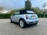 Begagnad Mini Cooper S Cabriolet 2007 Silver Cab